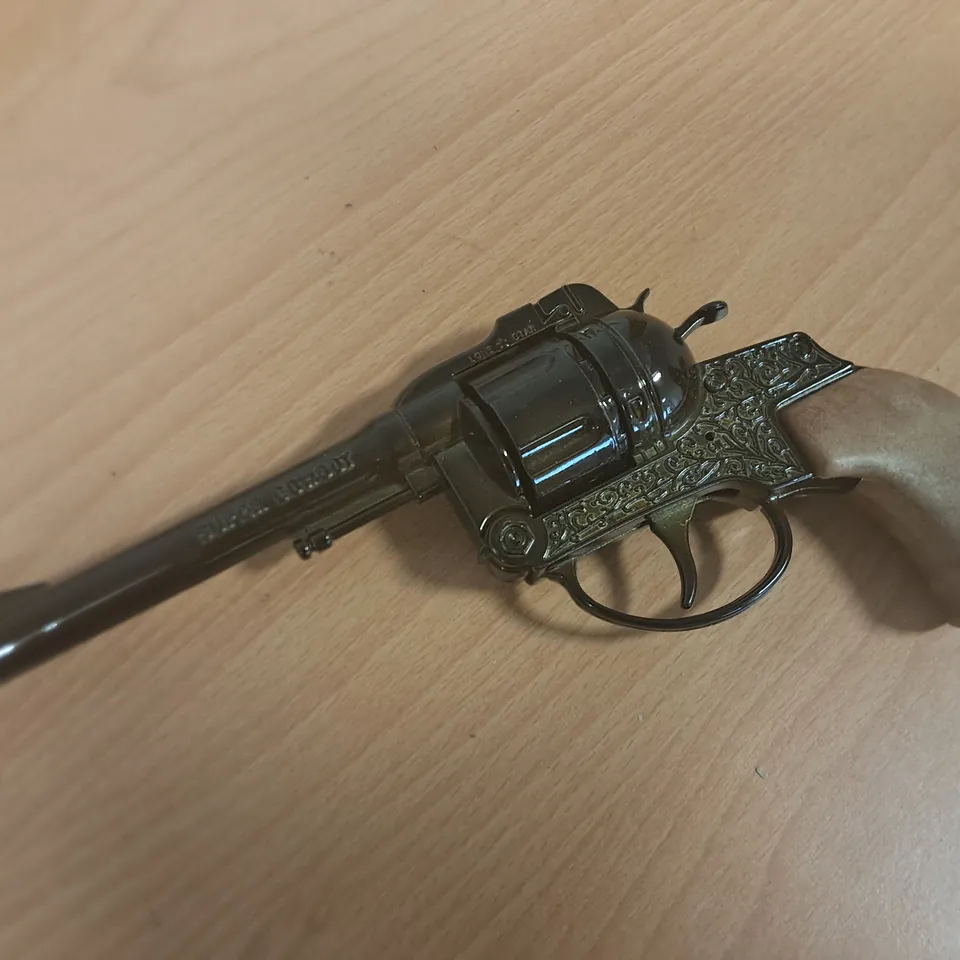 SUPER COWBOY WESTERN CAP REVOLVER 