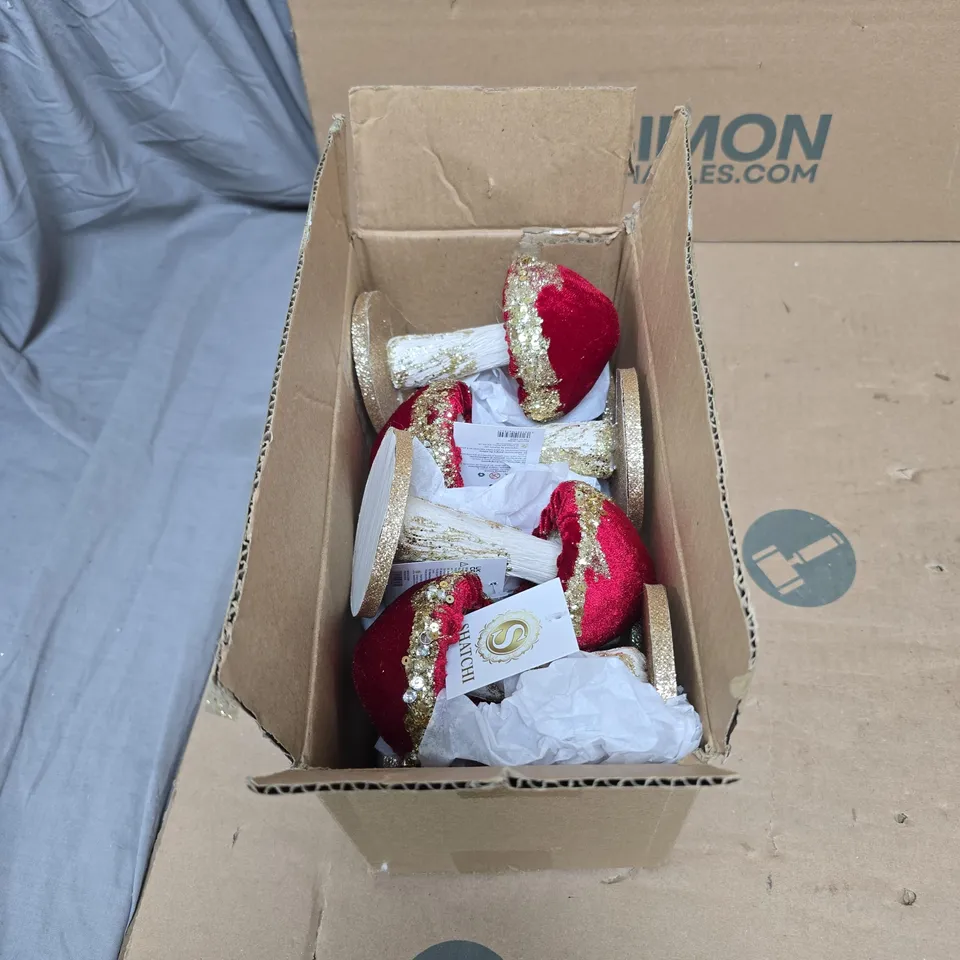 BOX OF 8 SHATCHI MUSHROOM ORNAMENTS