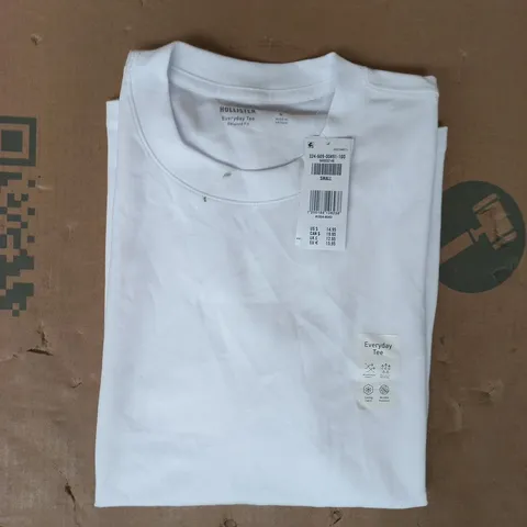 HOLLISTER RELAXED FIT EVERYDAY SHORT SLEEVE TEE IN WHITE SIZE SMALL