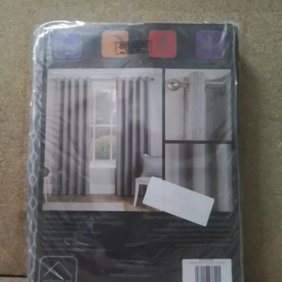 BRAND NEW ENHANCED LIVING BLACKOUT THERMAL CURTAINS - 117CM X 229CM - GREY