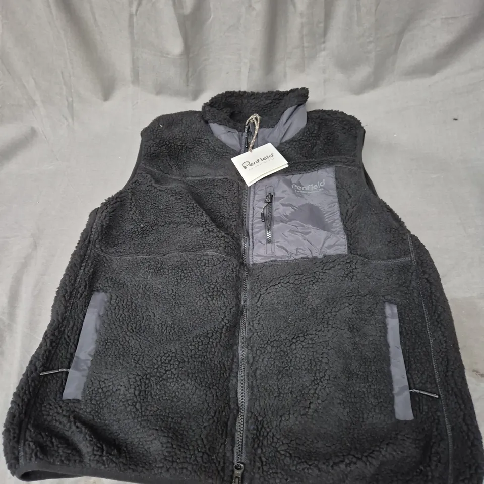 PENFIELED SHERPA GILET IN BLACK SIZE M