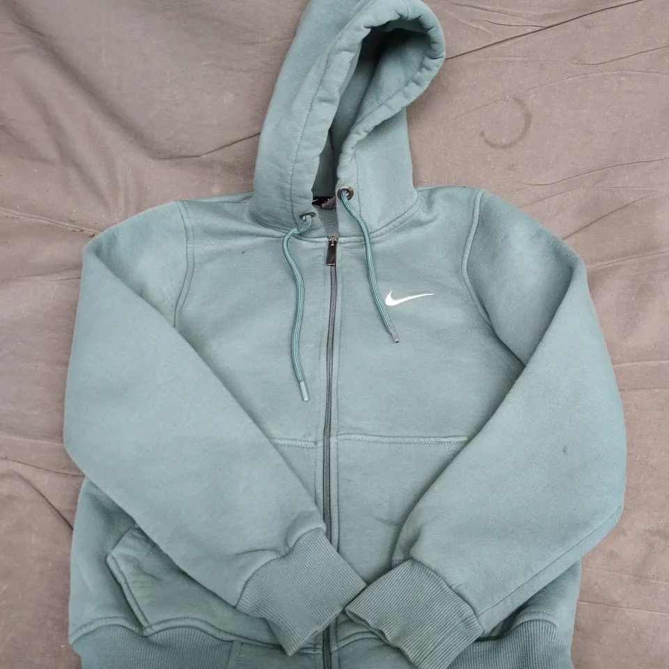 NIKE LOGO ZIP HOODIE IN SEA GREEN - LARGE