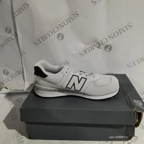 NEW BALANCE KID'S 574 V1 LACE-UP SNEAKER Uk SIZE 3.5
