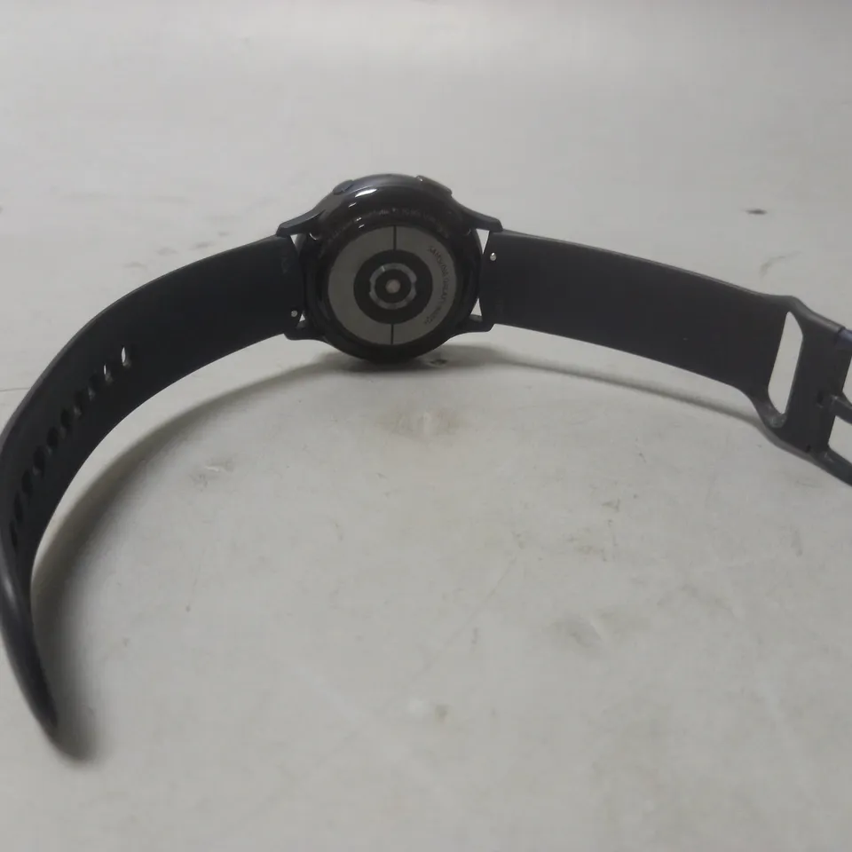 SAMSUNG GALAXY WATCH (SM-R830)