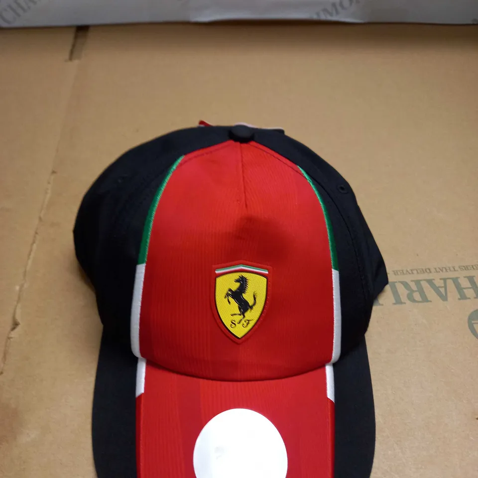 FERRARI REPLICA TEAM CAP
