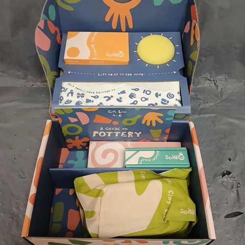 BOXED SCULPD KIDS POTTERY KIT