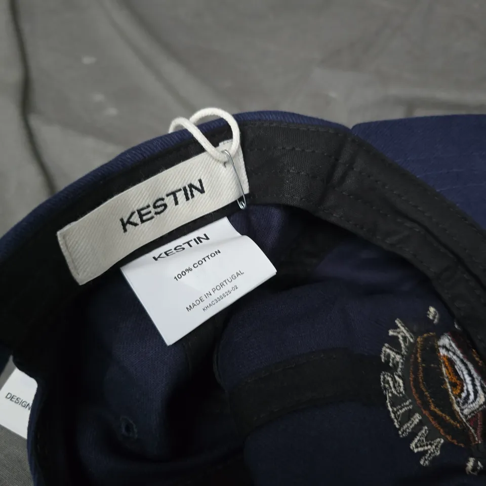 KESTIN X AULD HAG CAP – NAVY COTTON TWILL, EMBROIDERED LOGO