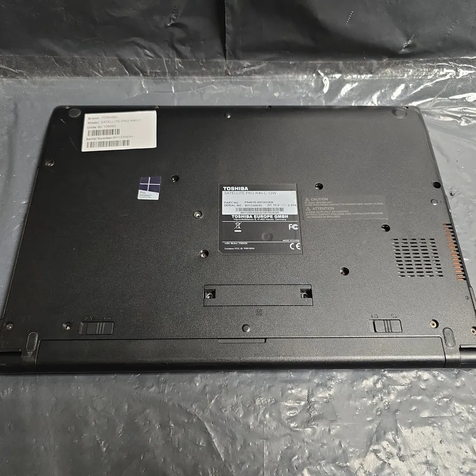 TOSHIBA SATELLITE PRO R40-C LAPTOP
