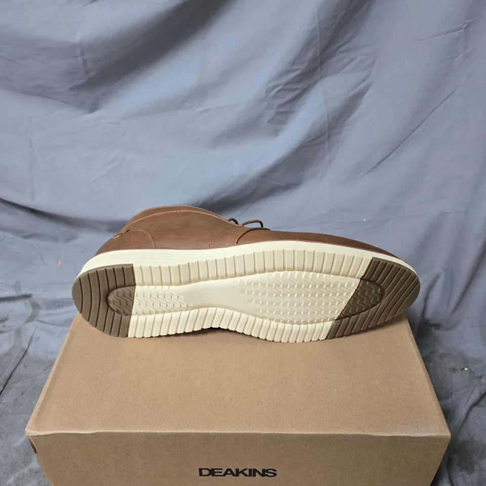 DEAKINS MEN'S BROWN LEATHER BOOTS UK 11