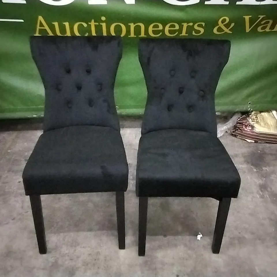 SET OF 2 PLUSH BLACK FABRIC BUTTONBACK DINING CHAIRS WITH KNOCKER BACKS AND BLACK WOODEN LEGS