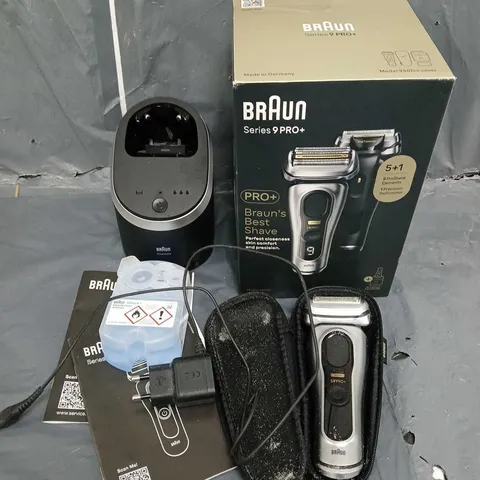 BOXED BRAUN SERIES 9 PRO 9467CC ELECTRIC SHAVER