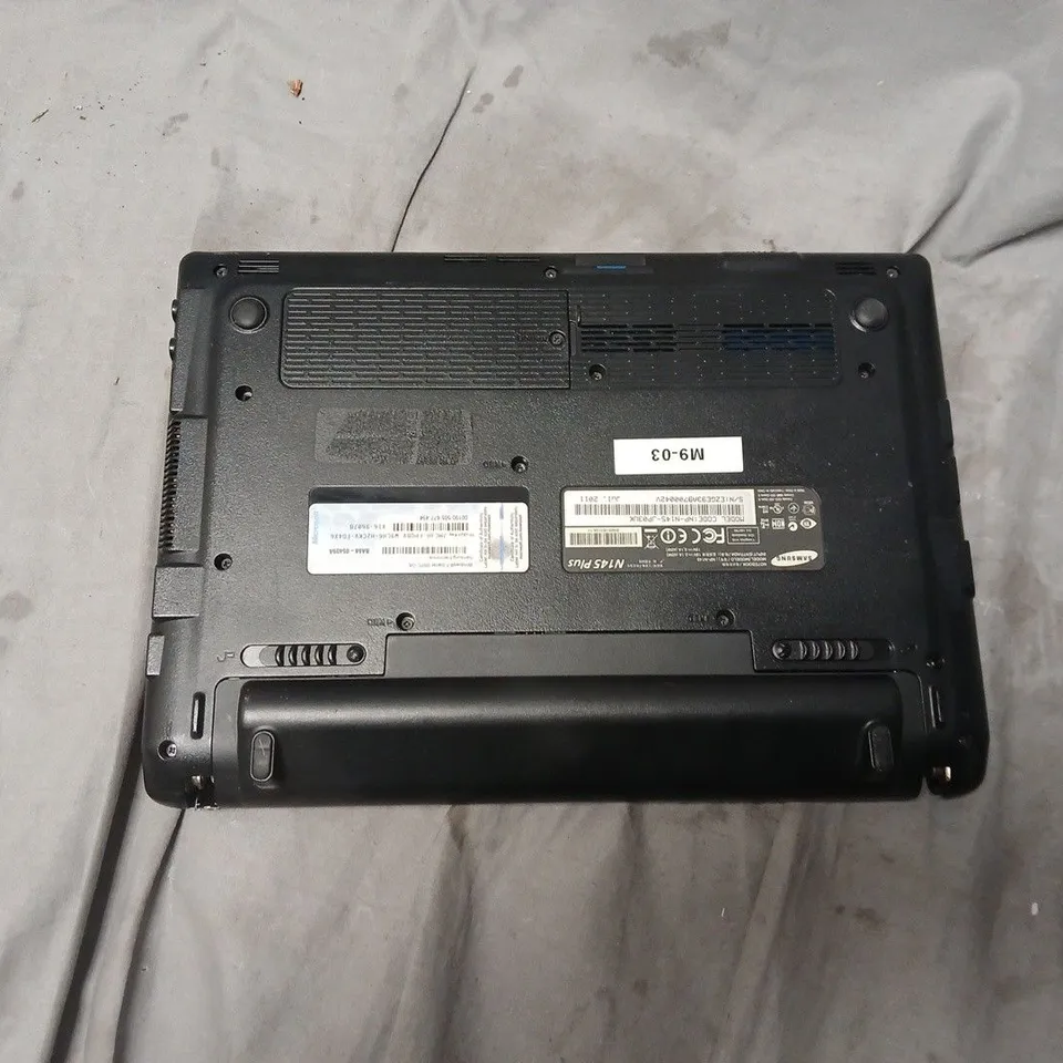 SAMSUNG NP-N145 LAPTOP