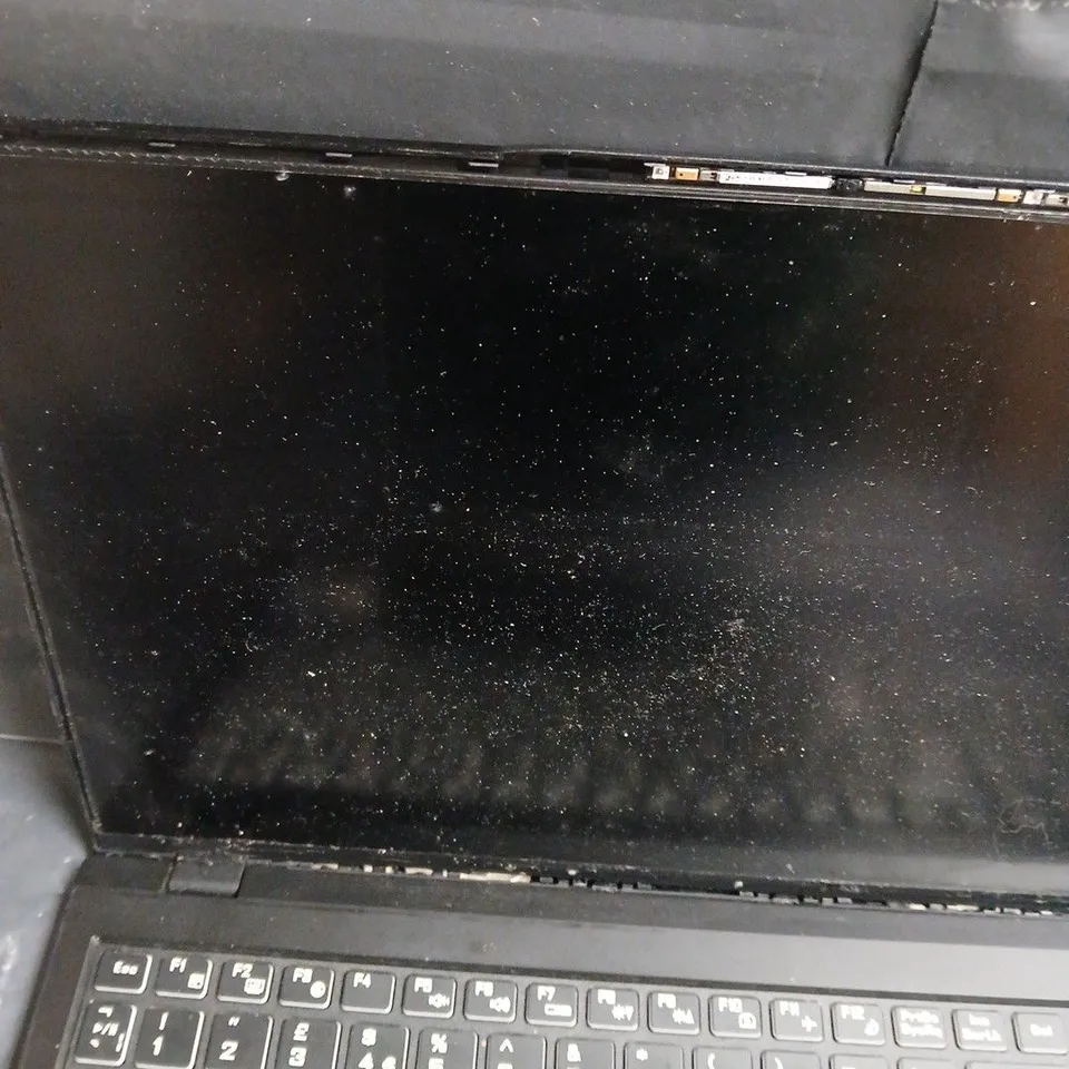CLEVO NS50PU NOTEBOOK LAPTOP