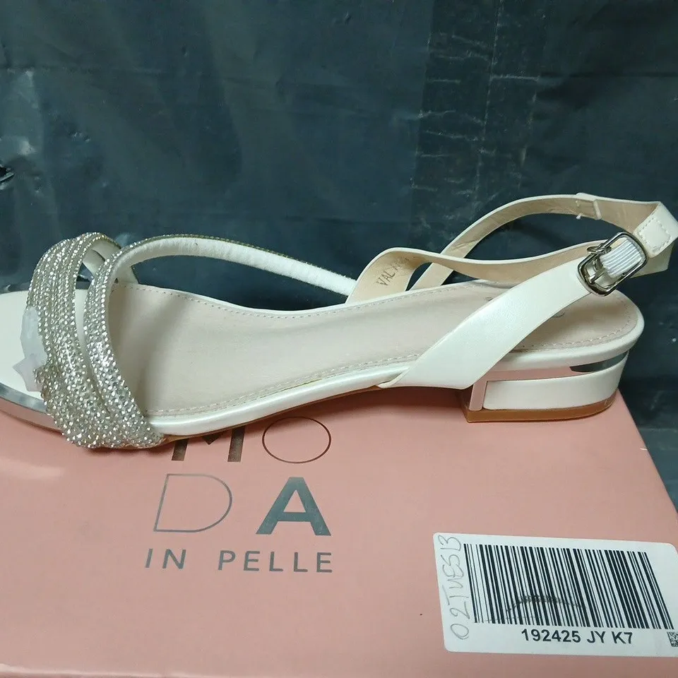 MODA IN PELLE SANDALS – IVORY, RHINESTONE STRAPS, UK 7 