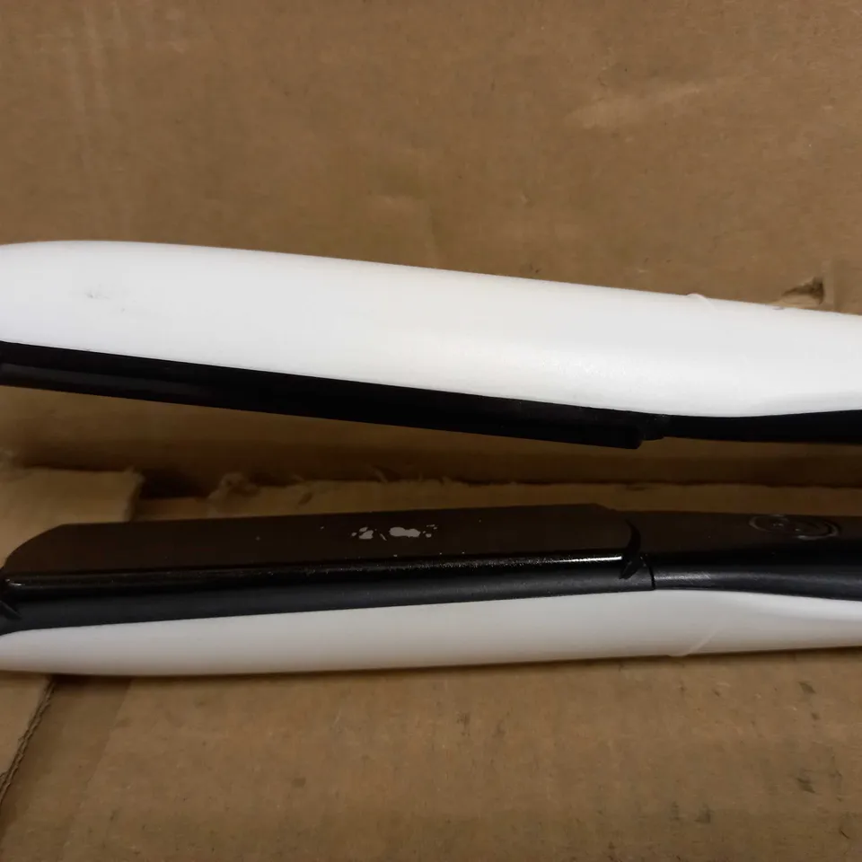 GHD PLATINUM+ HAIR STRAIGHTENERS - WHITE/BLACK