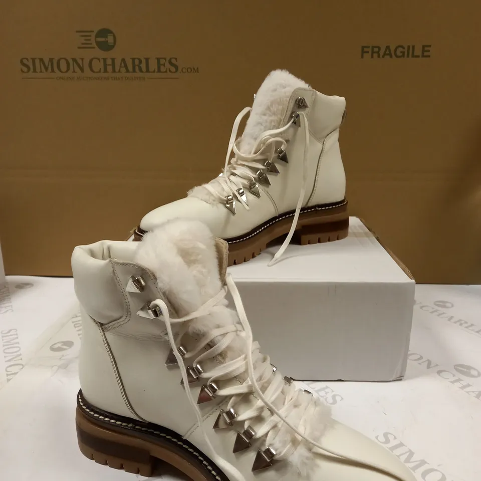 MODA IN PELLE CHIKKARA HIKER BOOTS WHITE LEATHER UK 6