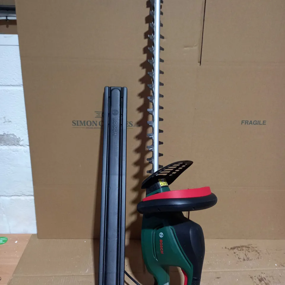 BOSCH UNIVERSAL CORDED HEDGECUTTER 60 