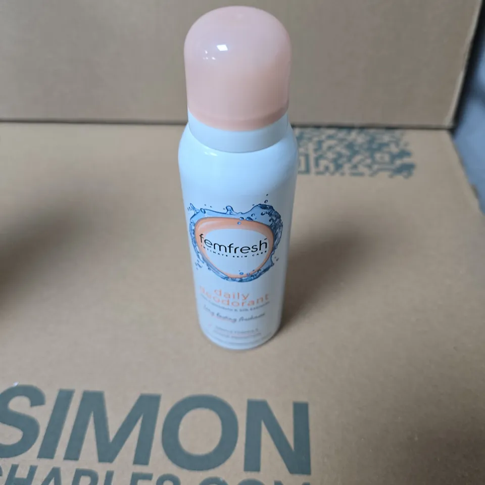 APPROXIMATELY 12 ASSORTED AEROSOLS INCLUDING STORM ELIXIR BODY SPRAY , COLOUR FORCE CONVICT ORANGE MATT FINISH AND FEMFRESH SPRAY 