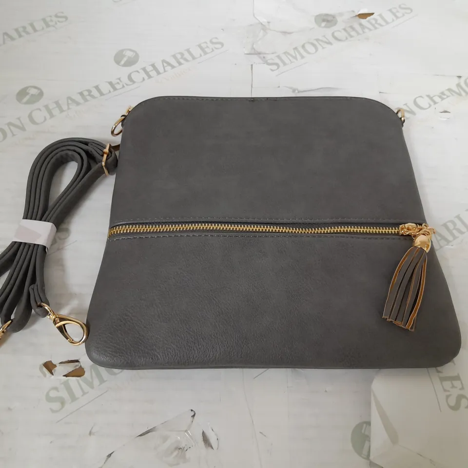 UNBRANDED GREY POUCH BODY BAG