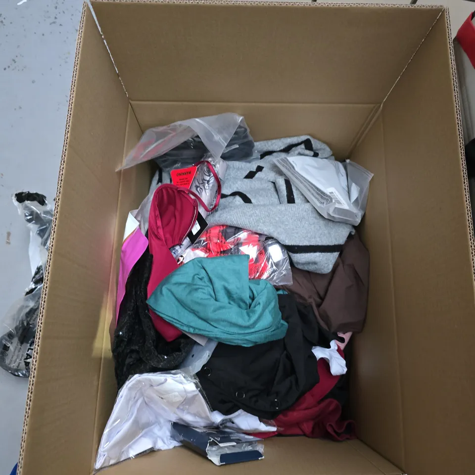 BOX OF APPROXIMATELY 25 CLOTHING ITEMS INCLUDING: GREEN SPORTS JERSEY, BLUE HOODIE AND BLUE FLEECE PANTS
