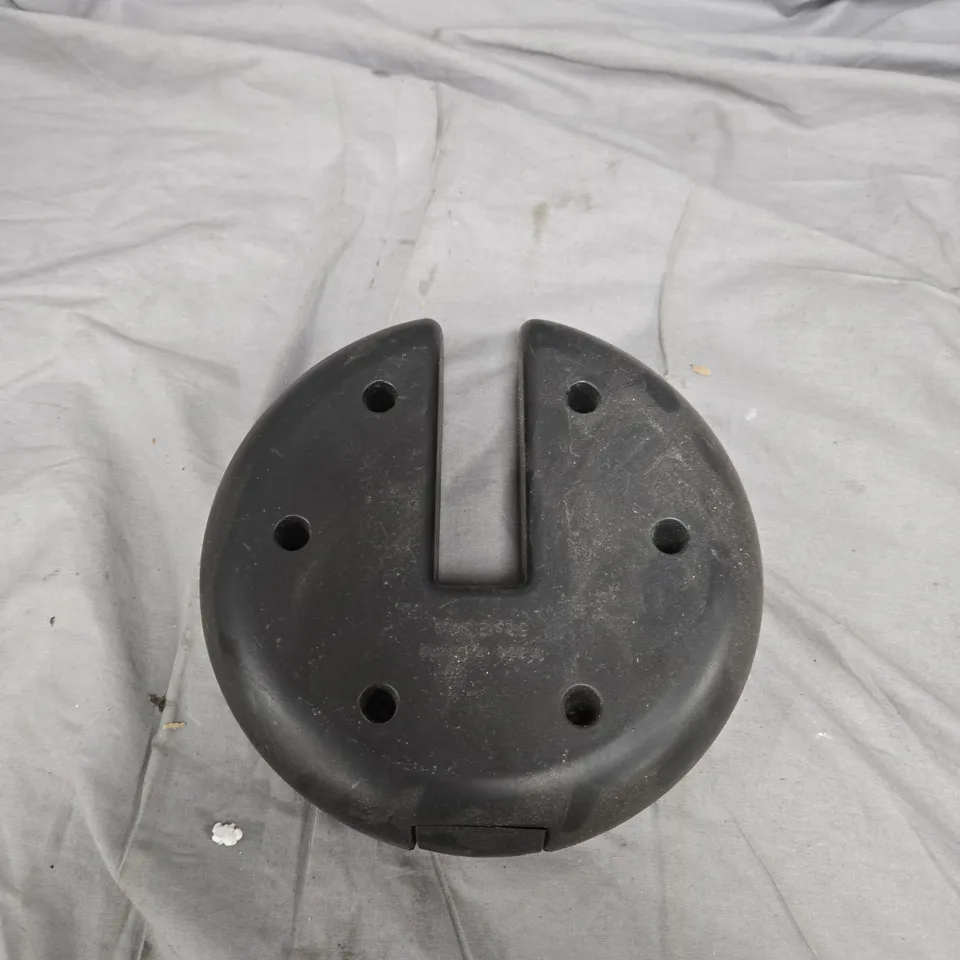 LOT OF 5 PARASOL OR CANOPY BASE PLATES
