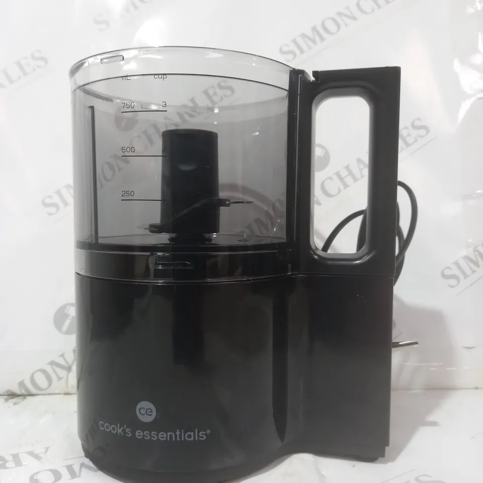 BOXED COOK'S ESSENTIALS FOOD CHOPPER