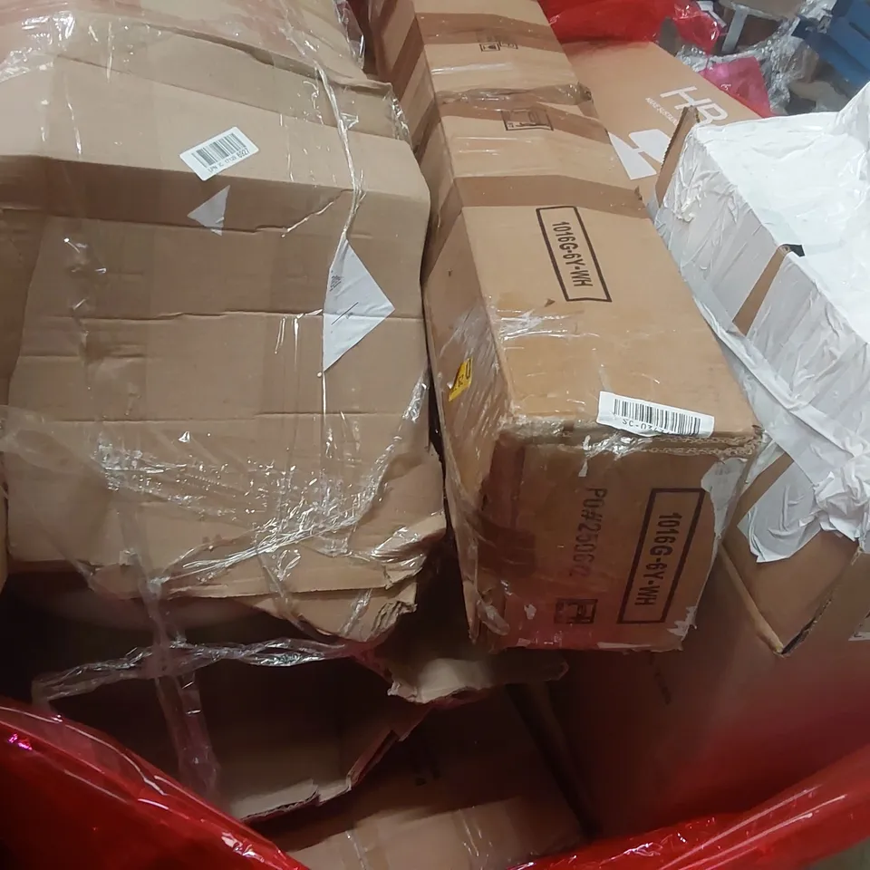 PALLET CONTAINING A LARGE QUANTITY OF ASSORTED ITEMS INCLUDING: OFFICE CHAIR, BED FRAME ECT