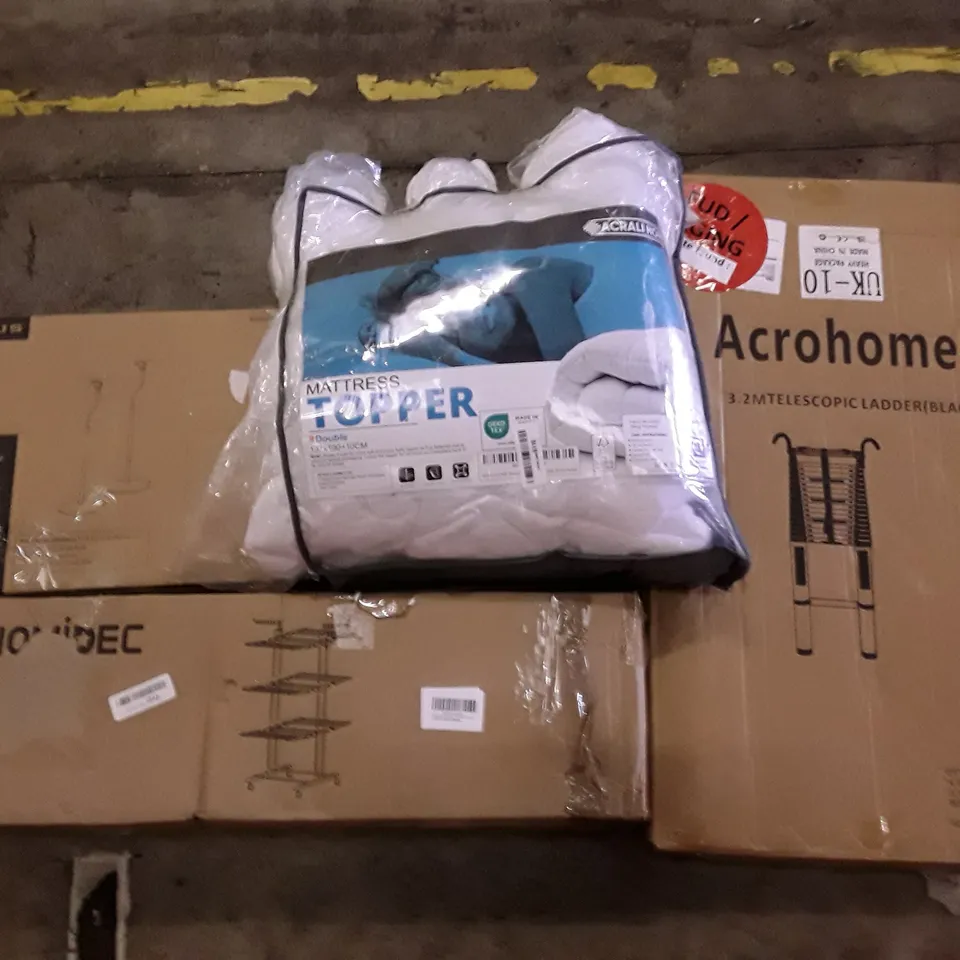 PALLET OF ASSORTED PRODUCTS INCLUDING MATTRESS TOPPER, HOMIDEC DRYING RACK, ADJUSTABLE HEIGHT SPEAKER STAND, ACROHOME 3.2M TELESCOPIC LADDER