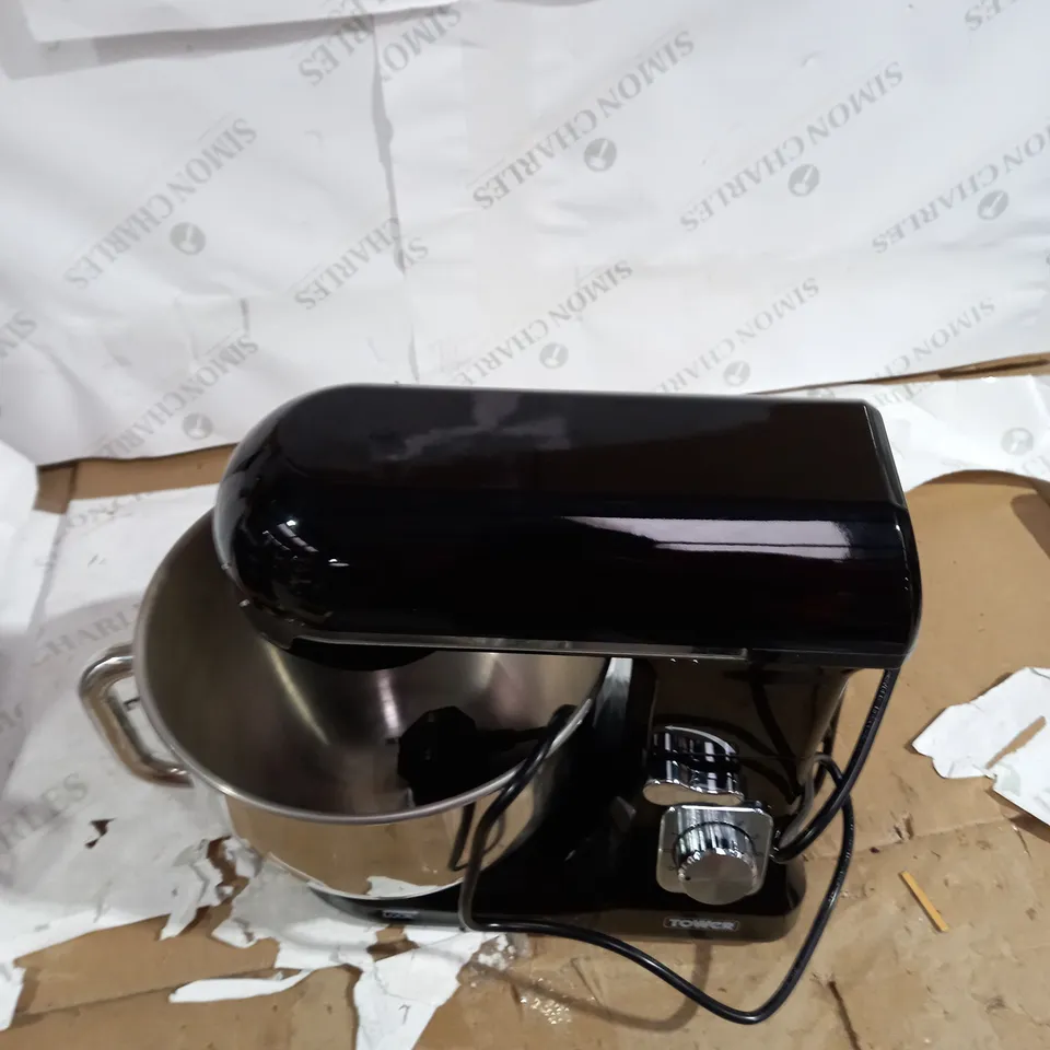 TOWER STAND MIXER