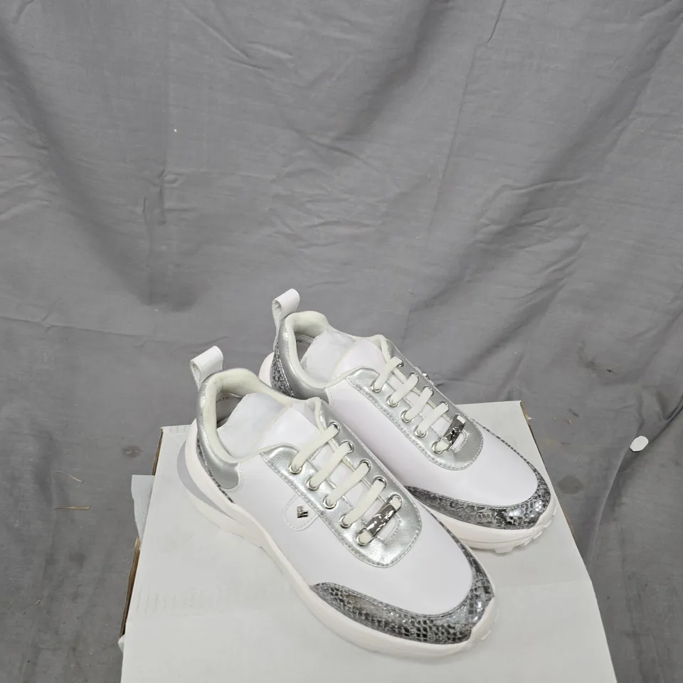 WOMEN'S WHITE & SILVER SNEAKERS WITH SNAKESKIN TRIM  UK 6