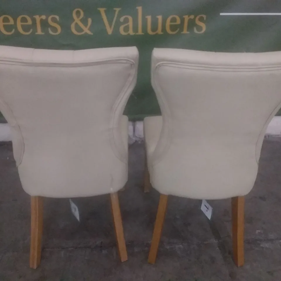 SET OF 2 NEW BEWLEY IVORY LEATHER BUTTON BACK DINING CHAIRS (OAK LEG)