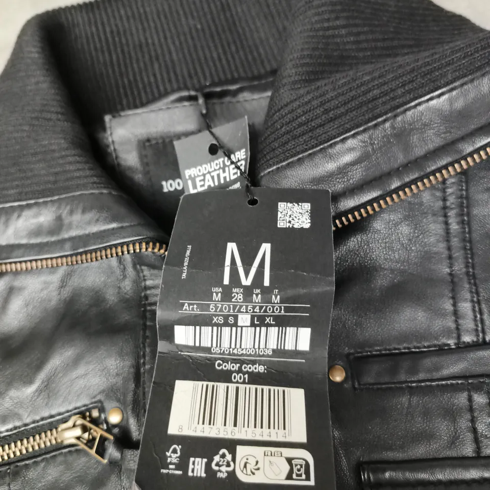 STRADIVARIUS LADIES LEATHER JACKET BLACK SIZE M