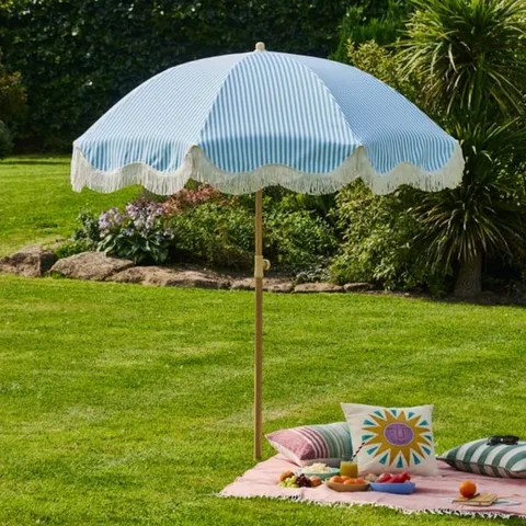 BOXED RIVIERA BLUE STRIPED BEACH PARASOL WITH FRINGE (1 BOX)