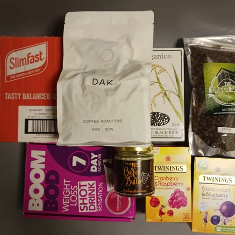 BOX OF APPROX 10 ASSORTED FOOD ITEMS TO INCLUDE - TWININGS TEA - THE GREEN SHED COFFEE BEANS - SLIMFAST BALANCED MEAL BARS