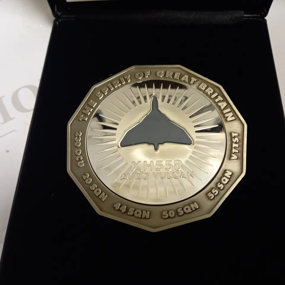 RAF COIN MEDAL MEMORABILIA - VULCAN XH558 LIMITED EDITION BOX SET - ISSUE 1215