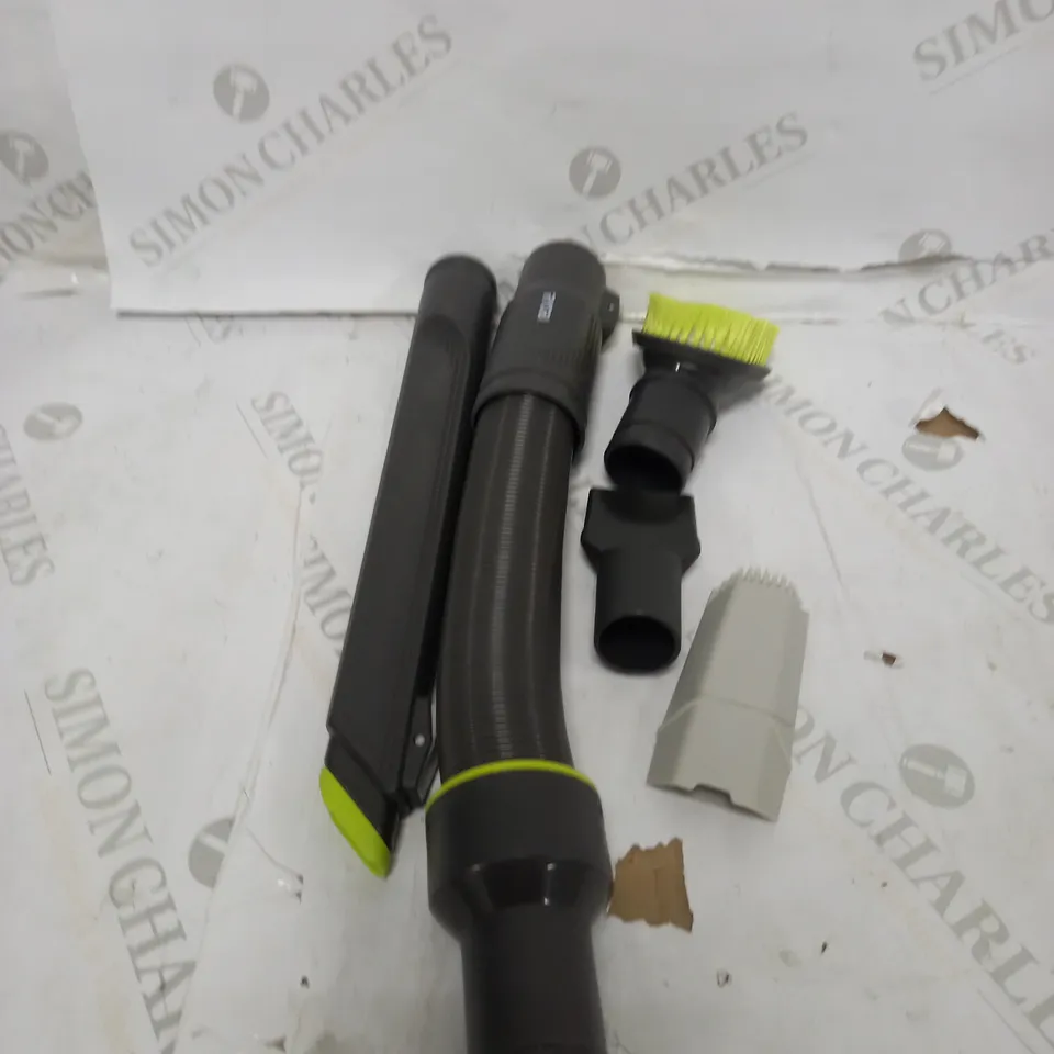 RAKVA04 VAC ACCESSORY KIT 