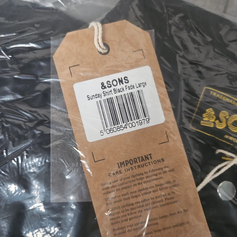 BAGGED LARGE SUNDAY SHIRT BLACK FADE – BY & SONS