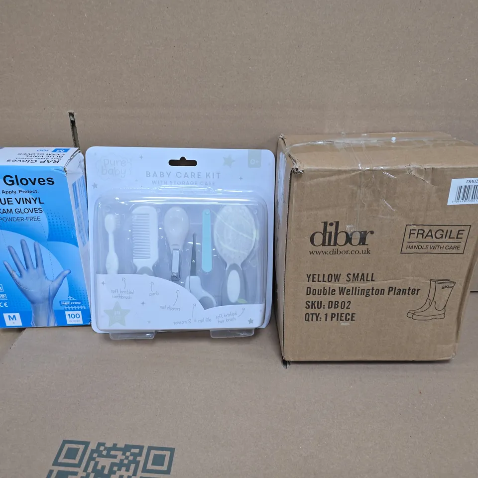 BOX OF APPROXIMATELY 15 ASSORTED HOUSEHOLD ITEMS TO INCLUDE DOUBLE WELLINGTON PLANTER, BLUE VINYL GLOVES AND A BABY CARE KIT