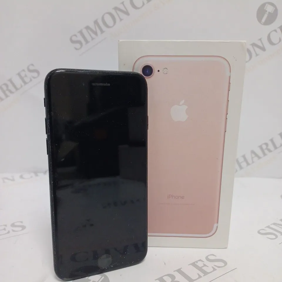 APPLE IPHONE 7 (A1778) SMARTPHONE