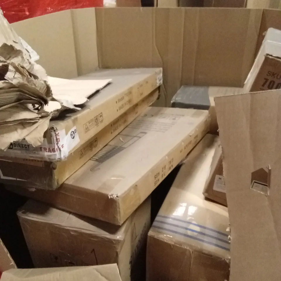 PALLET OF ASSORTED HOUSEHOLD GOODS AND PRODUCTS TO INCLUDE; BOXED FURNITURE, OFFICE CHAIR, LAMP SHADE ETC