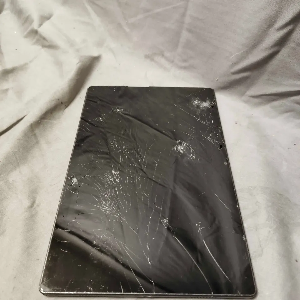 SAMSUNG GALAXY TAB A8 TABLET