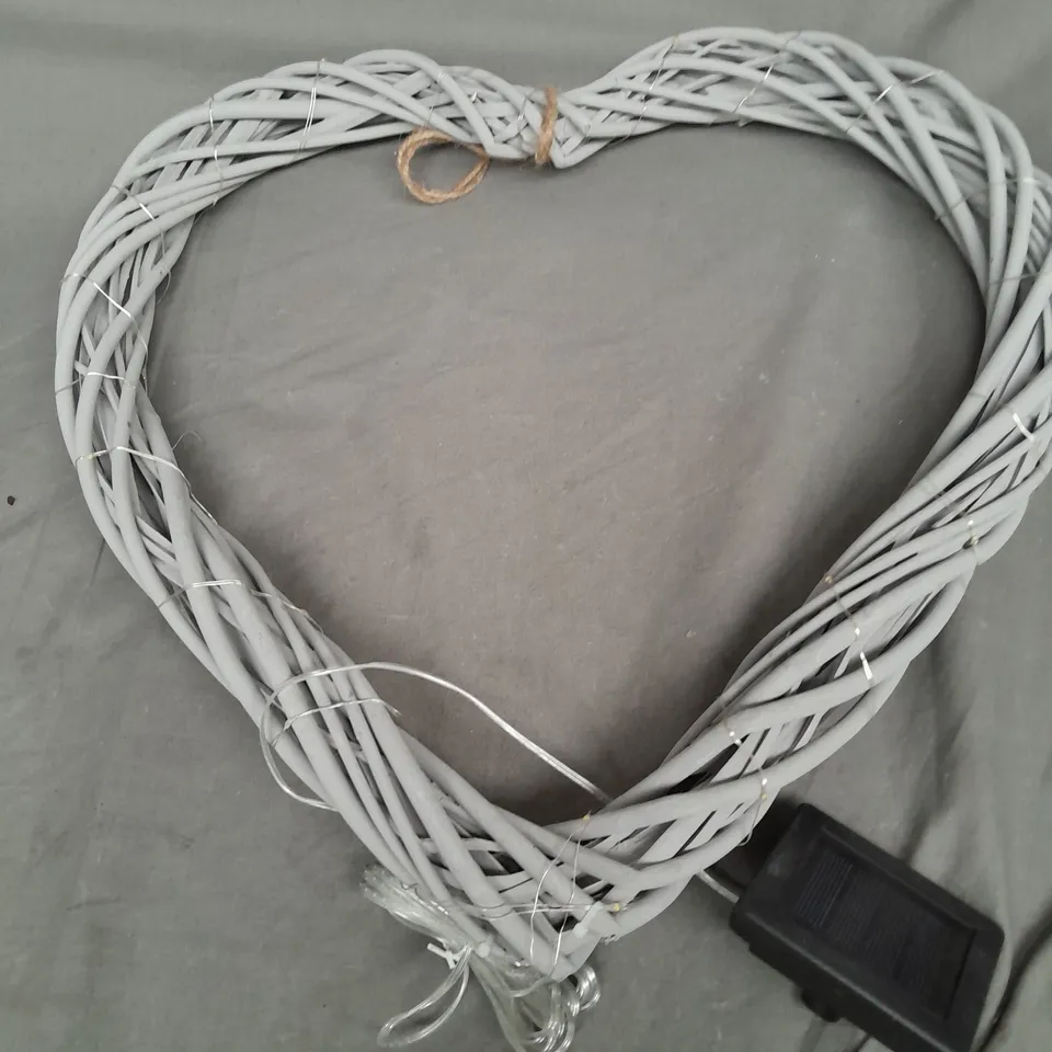 GREY WILLOW SOLAR LIT HEART RRP £19.99