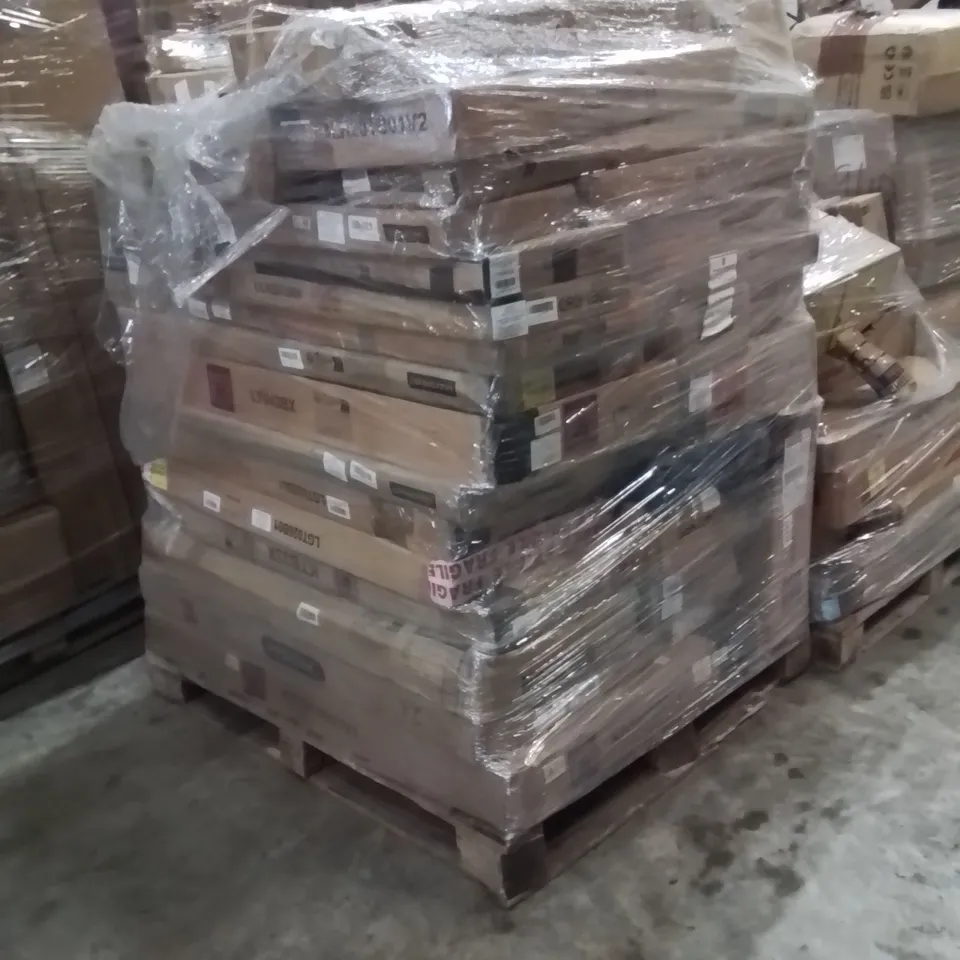 PALLET OF ASSORTED HOUSEHOLD GOODS AND PRODUCTS TO INCLUDE;CLOTHES DRYING RACK,PET CAGE,MAKEUP CASE