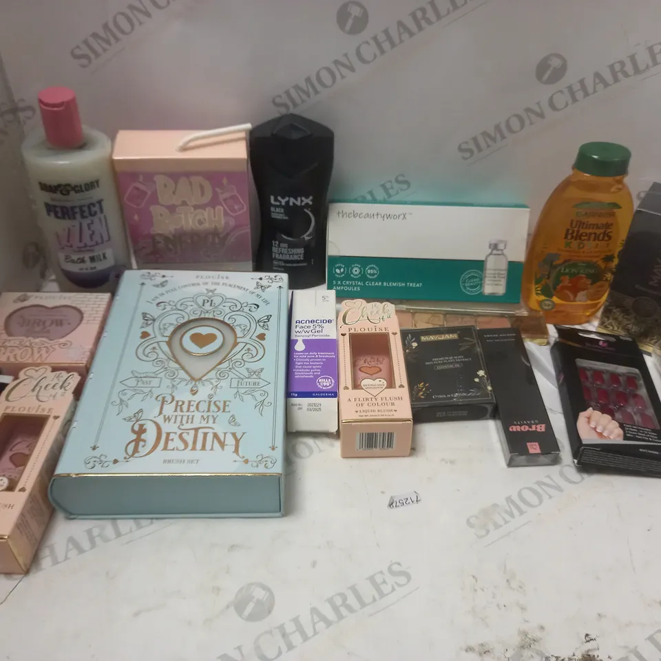 LOT OF BEAUTY PRODUCTS TO INCLUDE HYALURONIC ACID SERUM, ETC