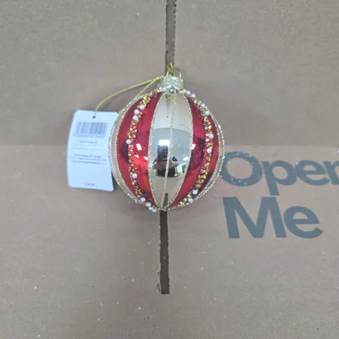 BOX OF APPROXIMATELY 95 GISELA GRAHAM RED AND GOLD GLITTER CHRISTMAS TREE BAUBLES