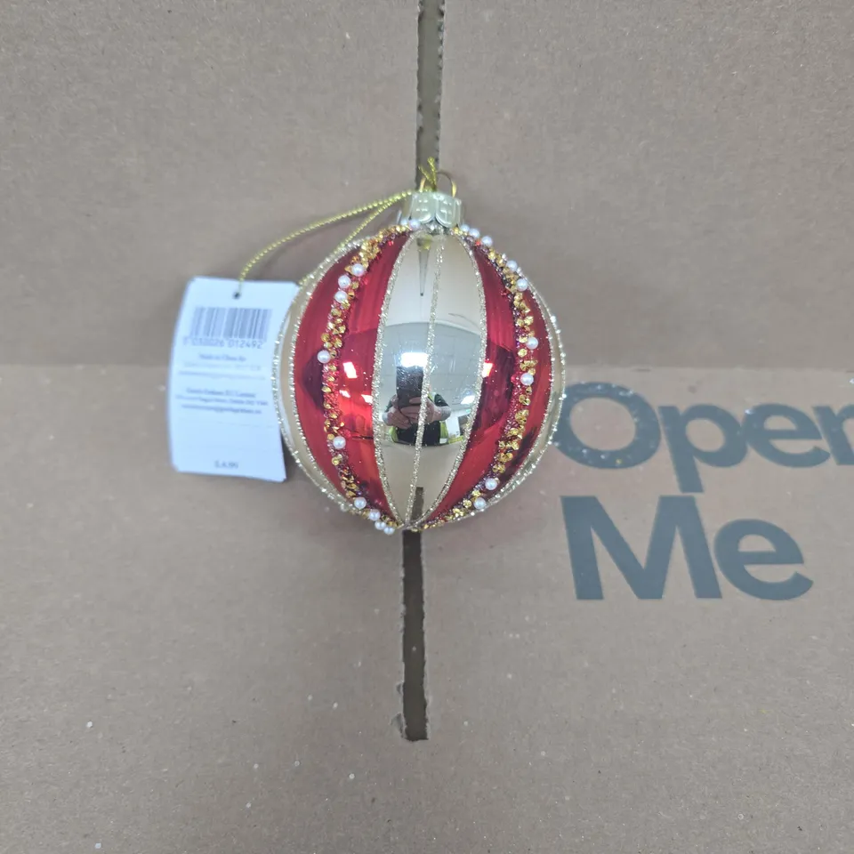 BOX OF APPROXIMATELY 95 GISELA GRAHAM RED AND GOLD GLITTER CHRISTMAS TREE BAUBLES
