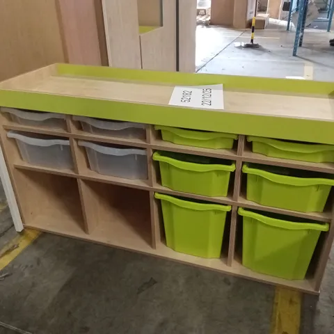 12 COMPARTMENT BUBBLE GUM AND MAPLE STORAGE UNIT WITH TRAYS