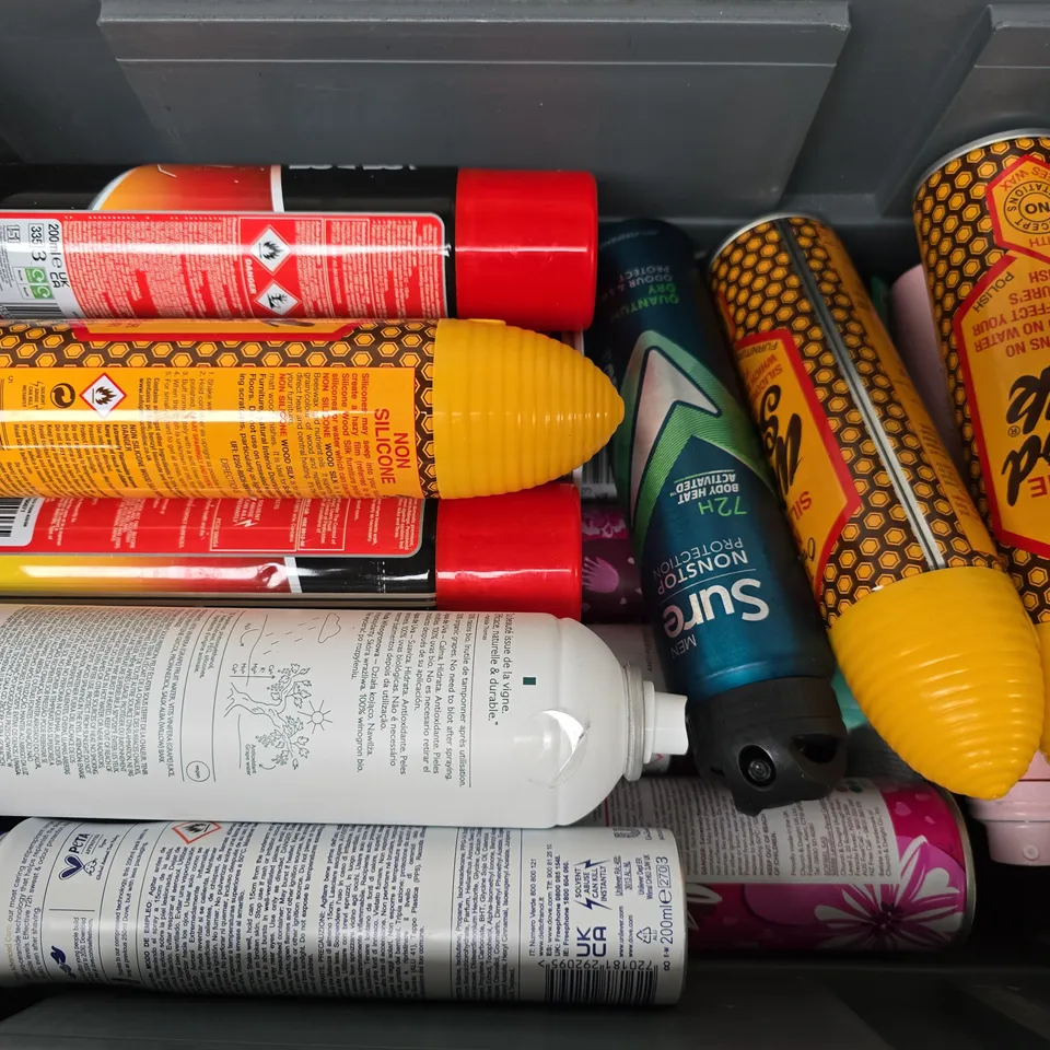 APPROXIMATELY 15 ASSORTED AEROSOLS TO INCLUDE CAUDALIE GRAPE WATER, DOVE ADVANCED CARE, SURE QUANTUM DRY, ETC - COLLECTION ONLY