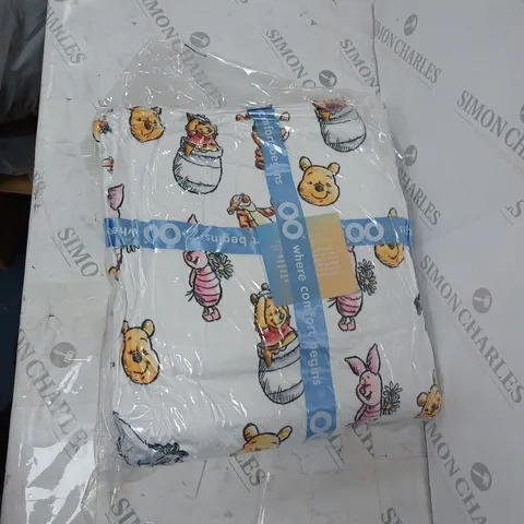 HOODED BLANKET OODIE - WINNIE THE POOH