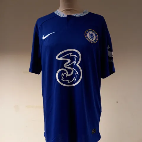 CHELSEA 2022-23 HOME SHIRT STERLING 17 WITH SIGNATURE, MENS MEDIUM